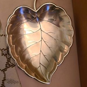 Vintage Silver plated leaf-shaped bowl